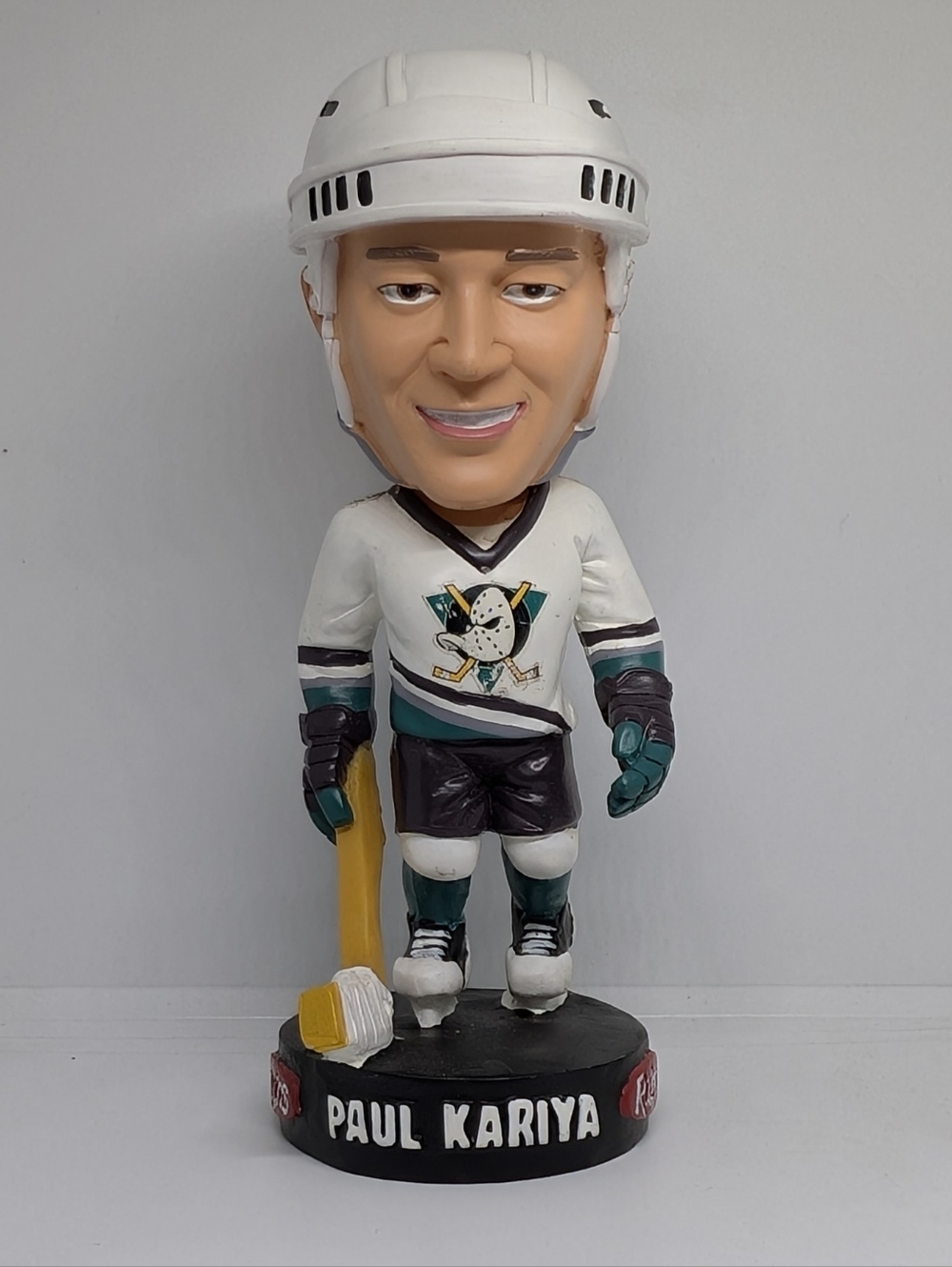 Vintage NHL Anaheim Ducks Paul Kariya bobblehead